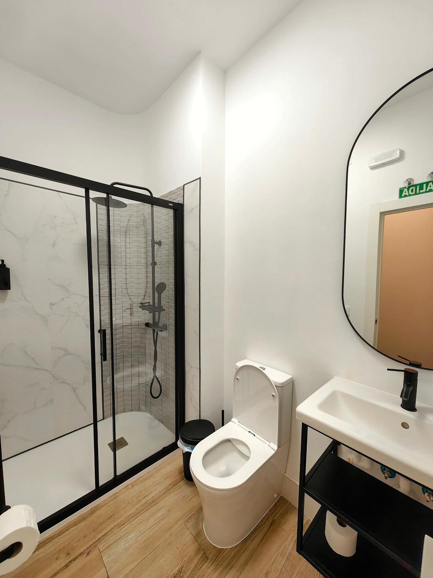 Hostel Siesta & Go Madrid Ngoại thất bức ảnh
